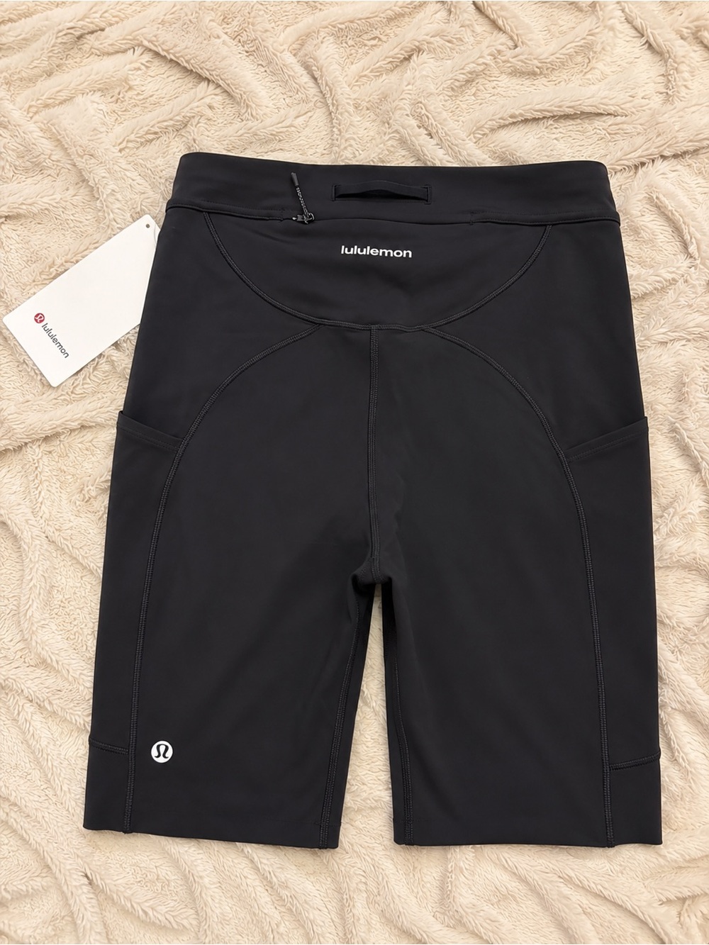 NWT Lululemon Fast & Free HR Short 8” Drawcord Black Size 6
